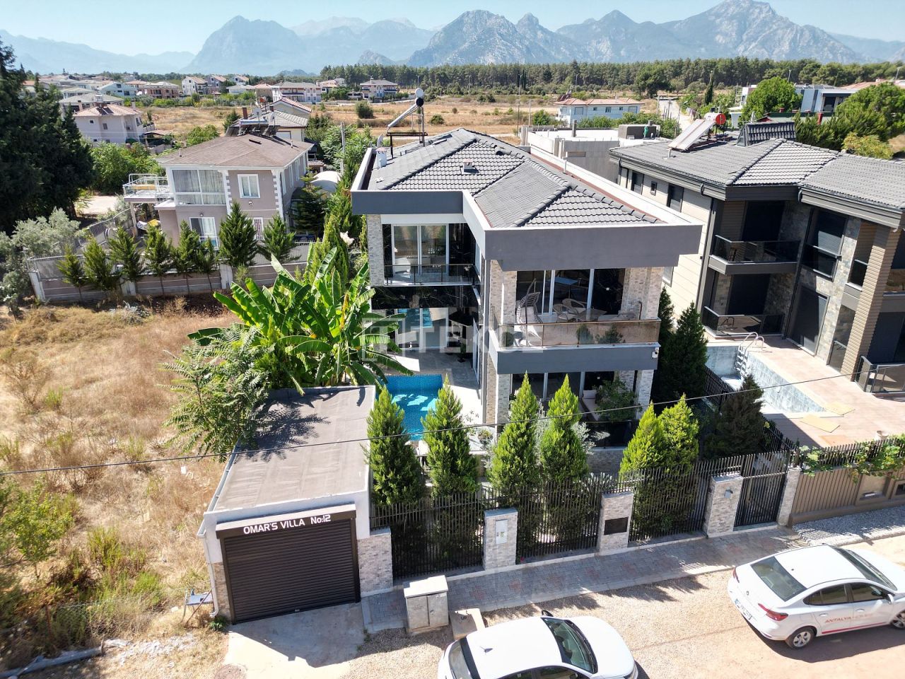 Villa in Antalya, Türkei, 314 m² - Foto 1