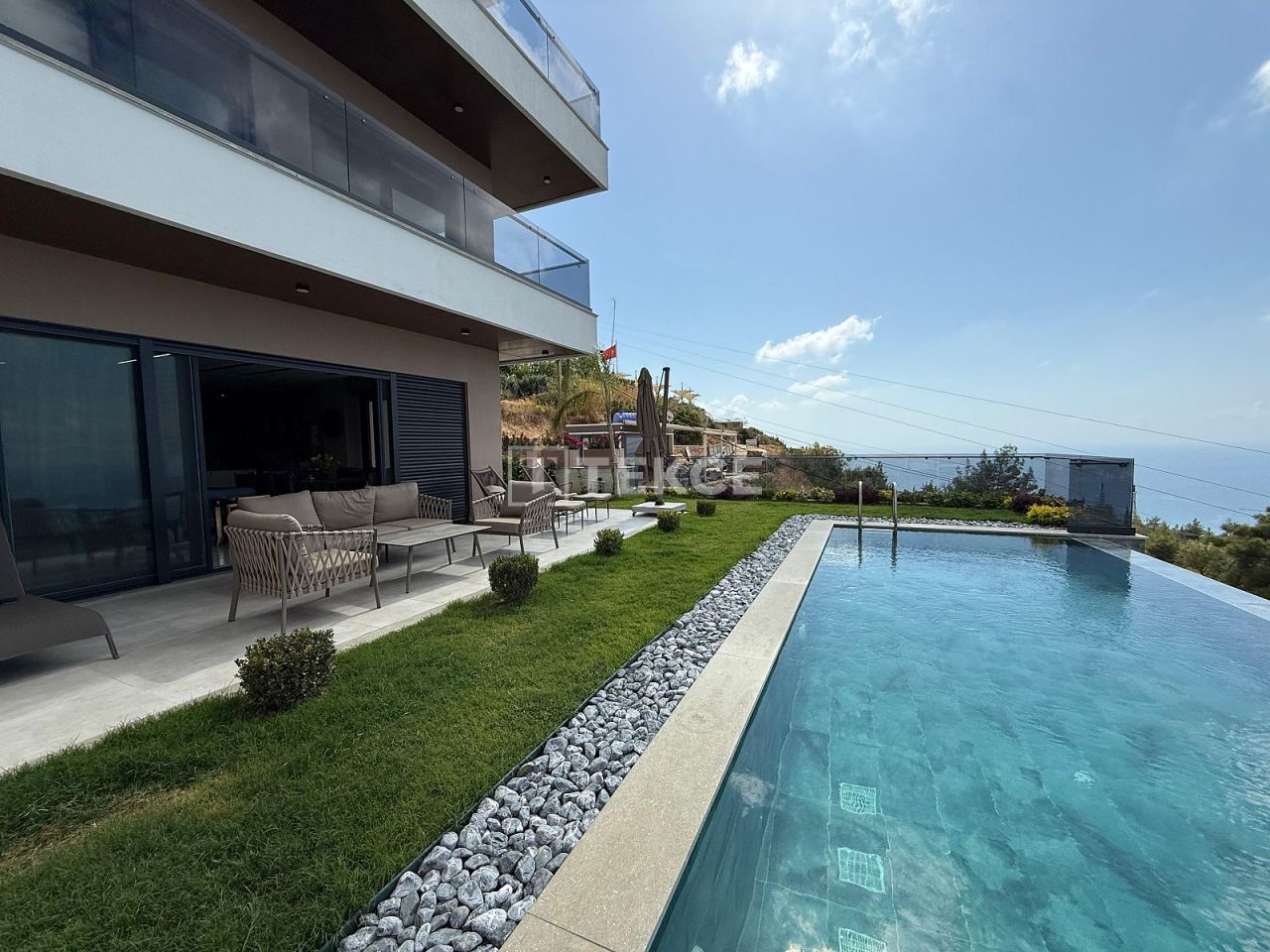 Villa in Alanya, Turkey, 400 m² - picture 1