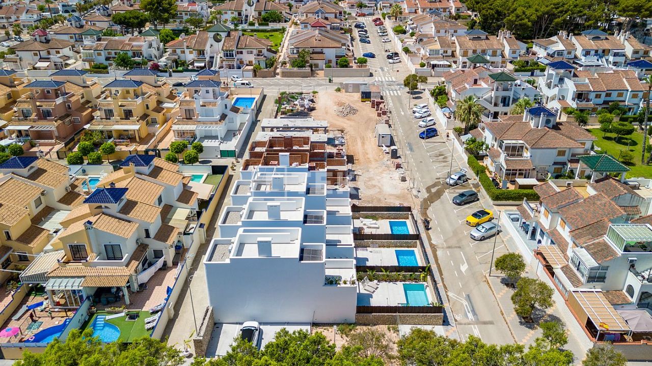 Villa à Pilar de la Horadada, Espagne, 131 m² - image 15