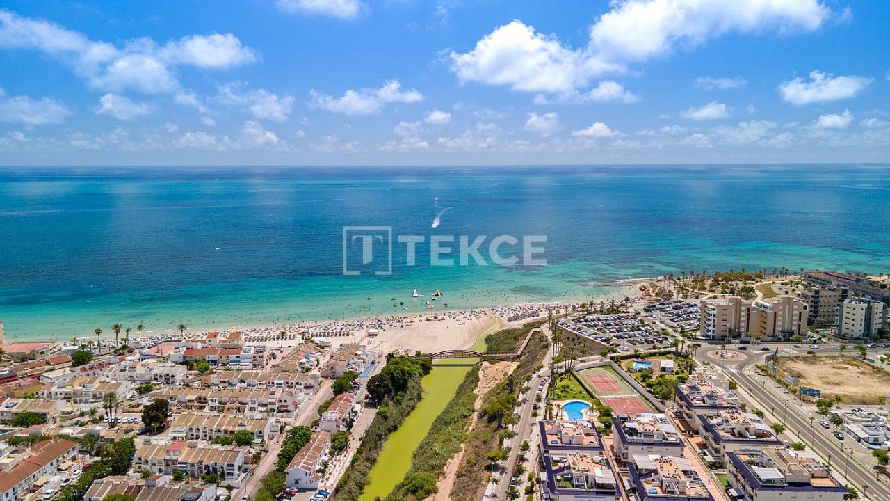 Villa à Pilar de la Horadada, Espagne, 131 m² - image 18