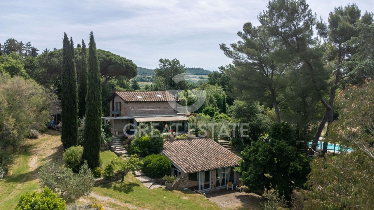 Maison Manciano, Italie, 311.15 m² - image 1