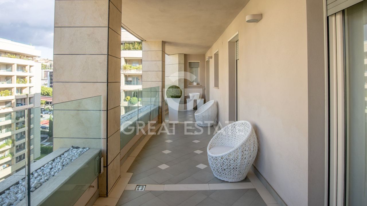 Apartment in Perugia, Italy, 110 m² - picture 6