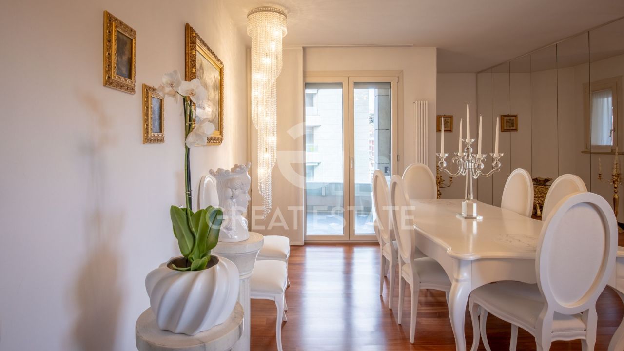 Apartment in Perugia, Italy, 110 m² - picture 12