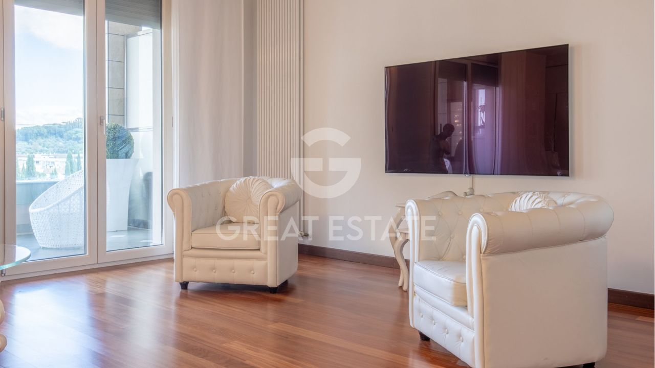 Apartment in Perugia, Italy, 110 m² - picture 17