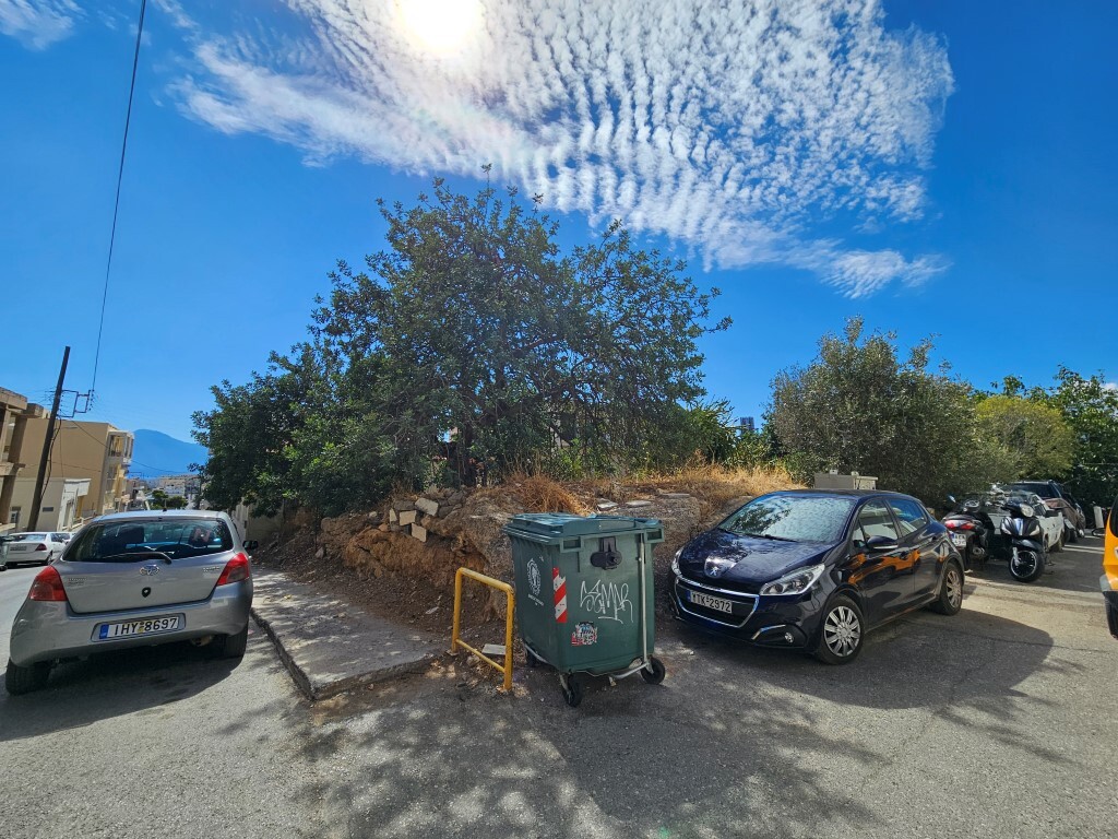 Terreno a Heraklion, Grecia, 202 m2 - foto 1