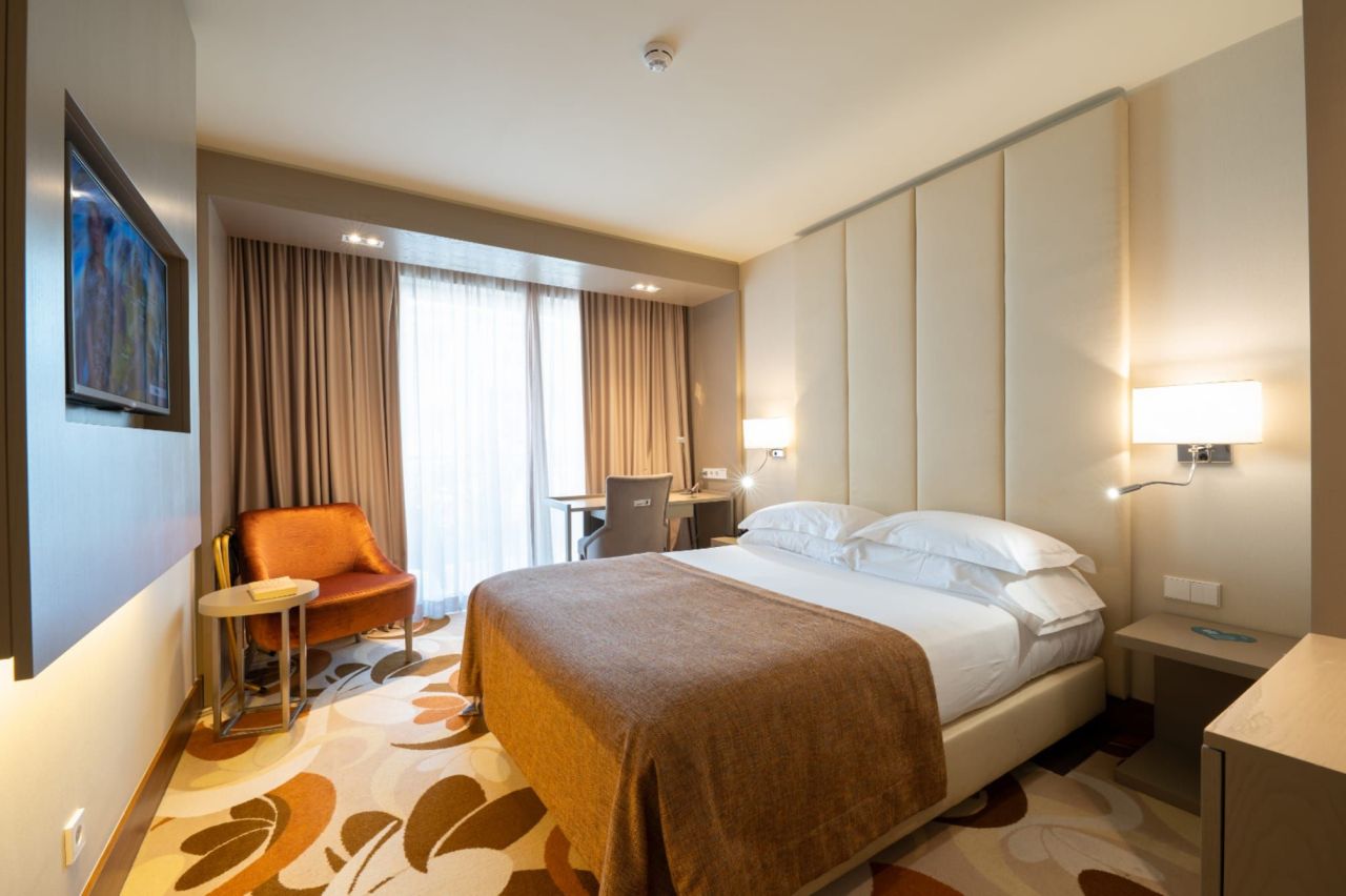 Hotel en Lisboa, Portugal, 45 000 m² - imagen 3