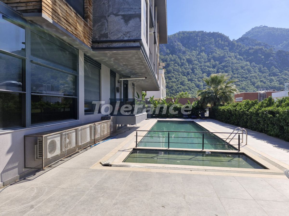 Apartamento en Antalya, Turquia, 180 m² - imagen 1