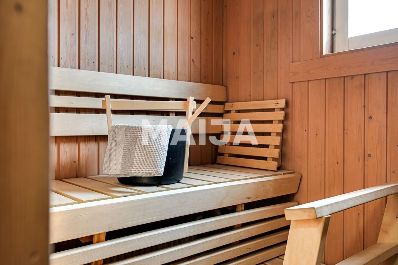 Apartment in Vantaa, Finland, 66 m² - picture 9