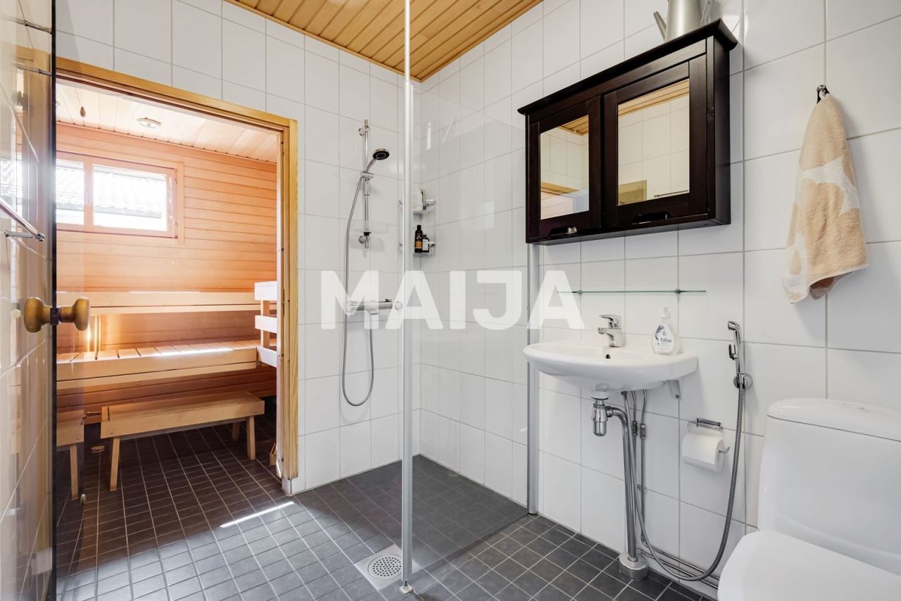 House in Vantaa, Finland, 73 m² - picture 12