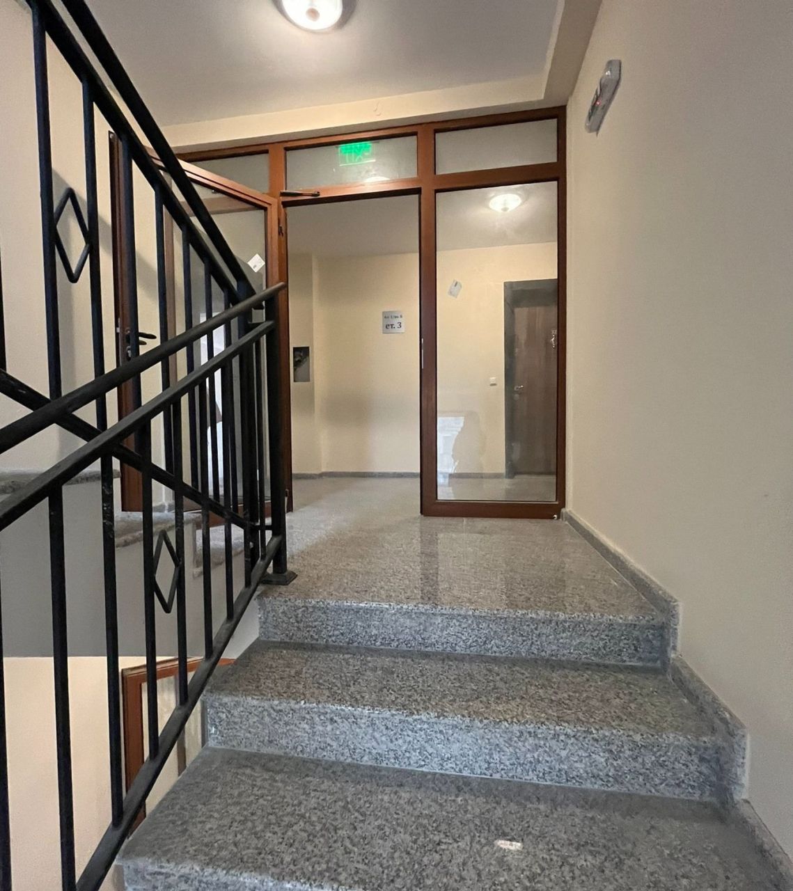 Apartamento en Santos Constantino y Elena, Bulgaria, 67 m² - imagen 5