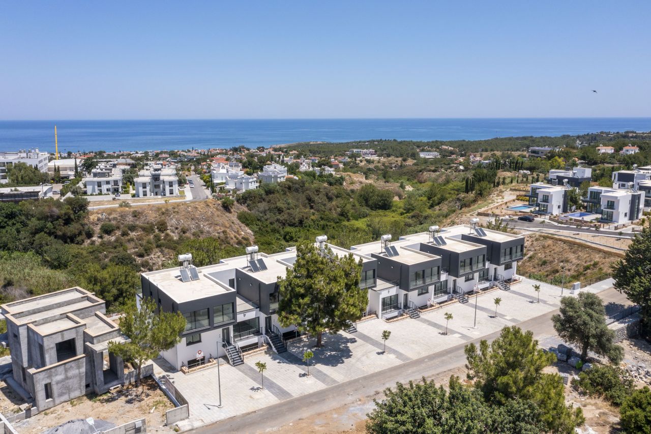 Villa a Çatalköy, Cipro, 348 m² - foto 1