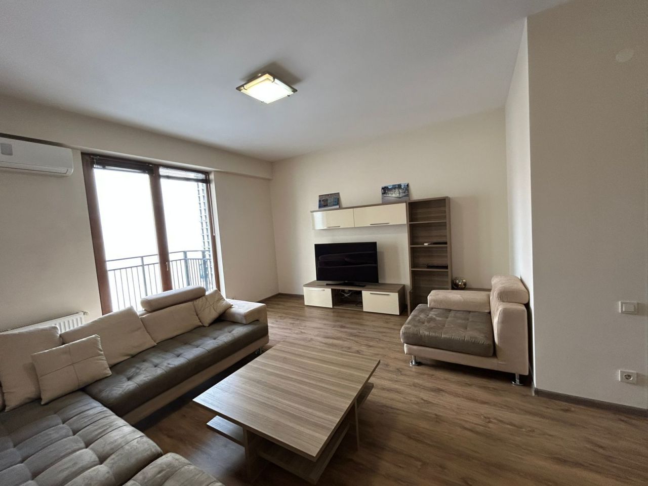 Piso en Tbilisi, Georgia, 90 m² - imagen 1