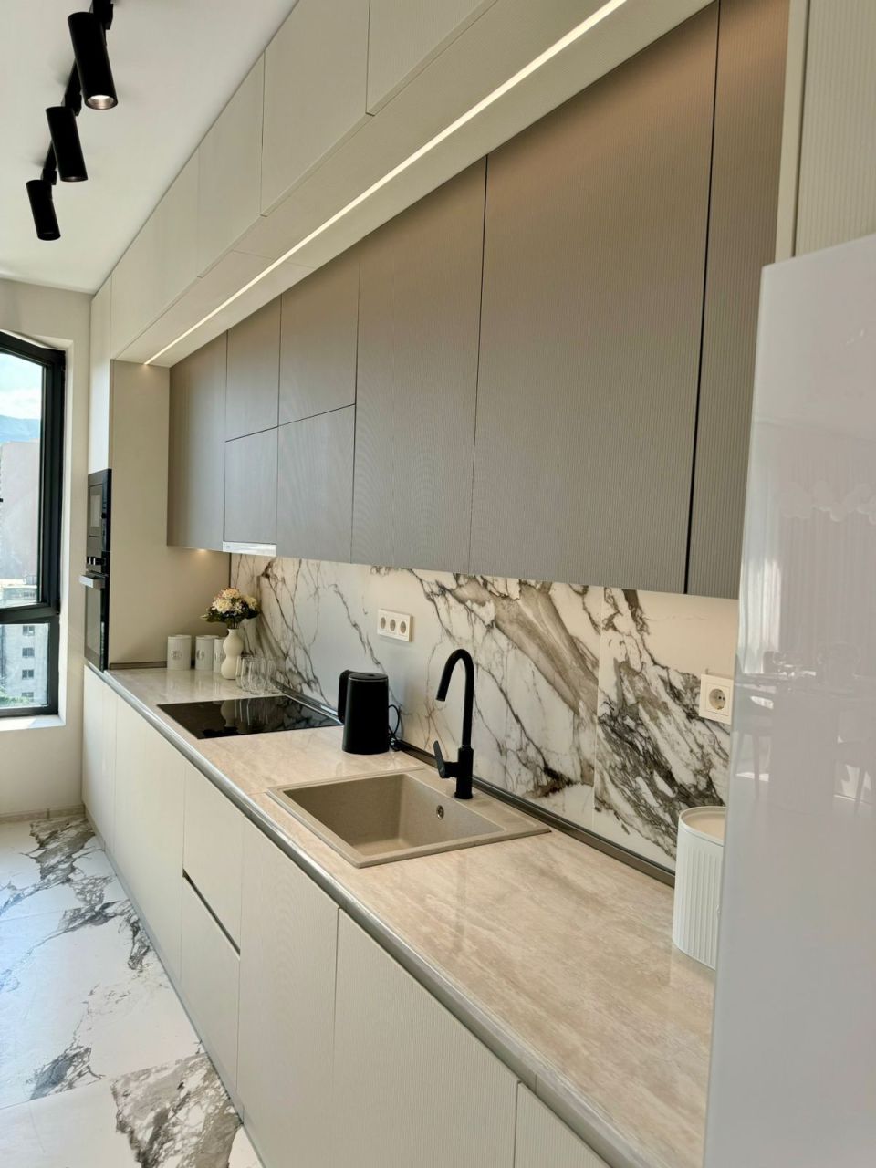 Flat in Tbilisi, Georgia, 127 m² - picture 2