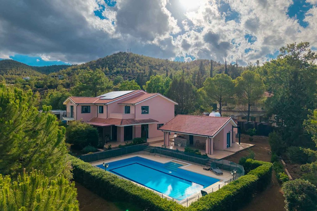 Appartamento a Larnaca, Cipro, 400 m² - foto 1