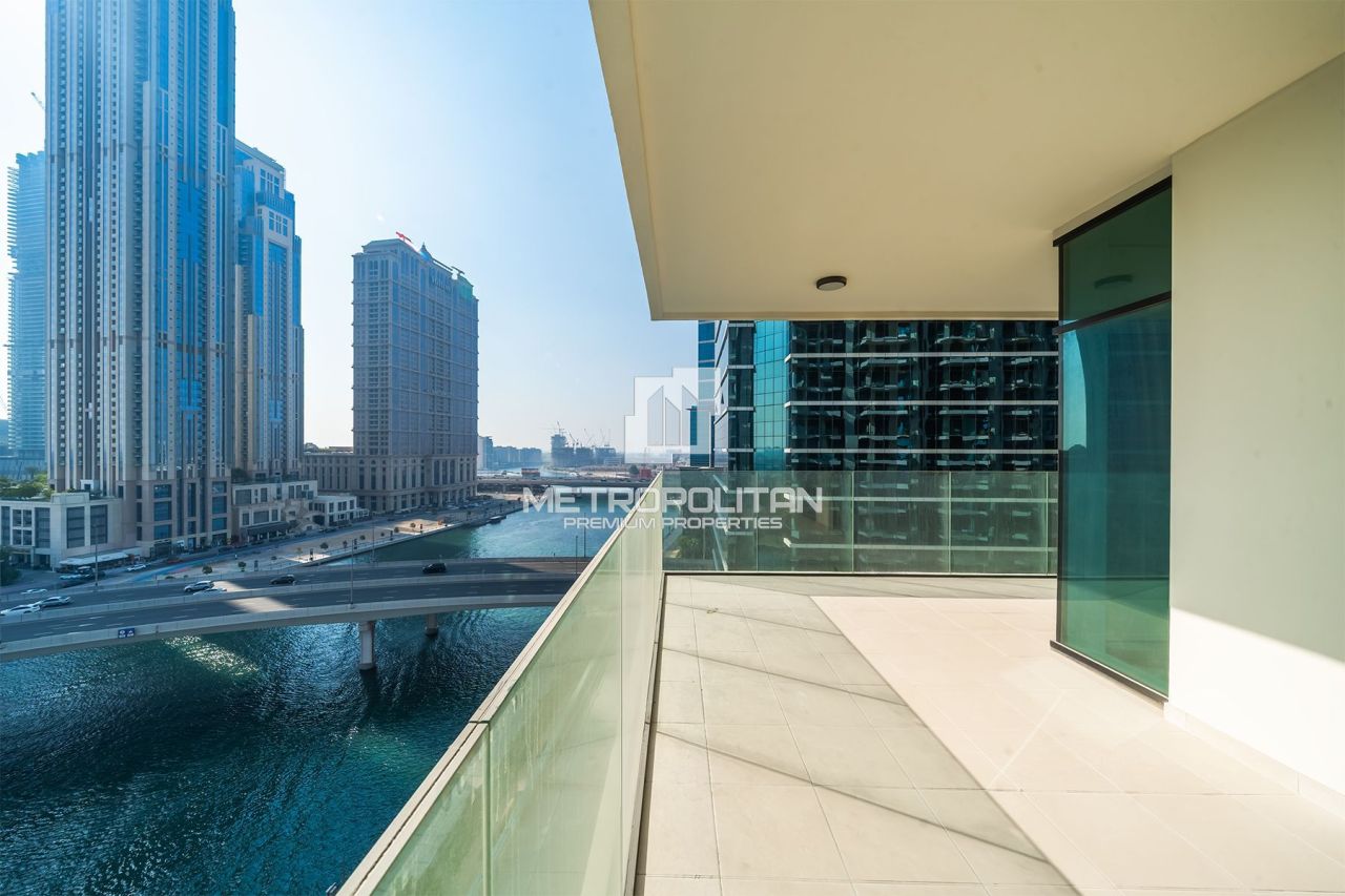 Apartment in Dubai, UAE, 176 m² - picture 1