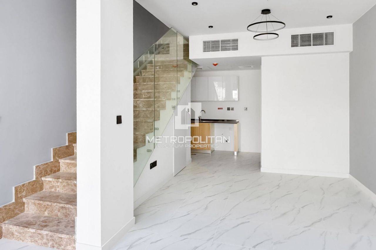 Maison urbaine à Dubaï, EAU, 69 m² - image 1