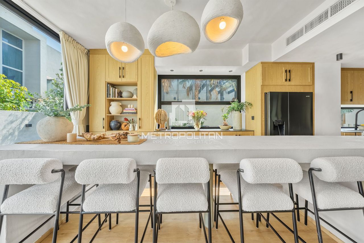 Townhouse a Dubai, EAU, 158 m² - foto 2