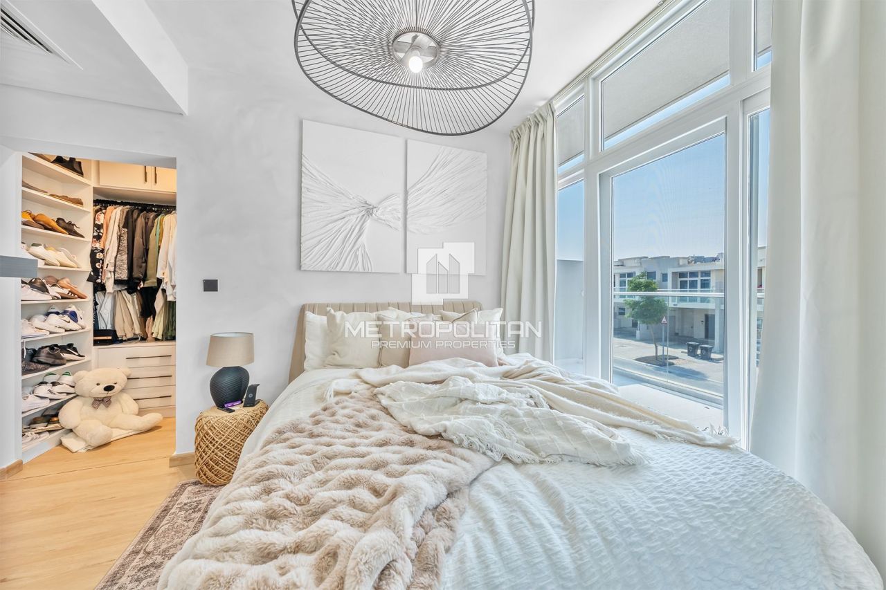 Townhouse a Dubai, EAU, 158 m² - foto 4