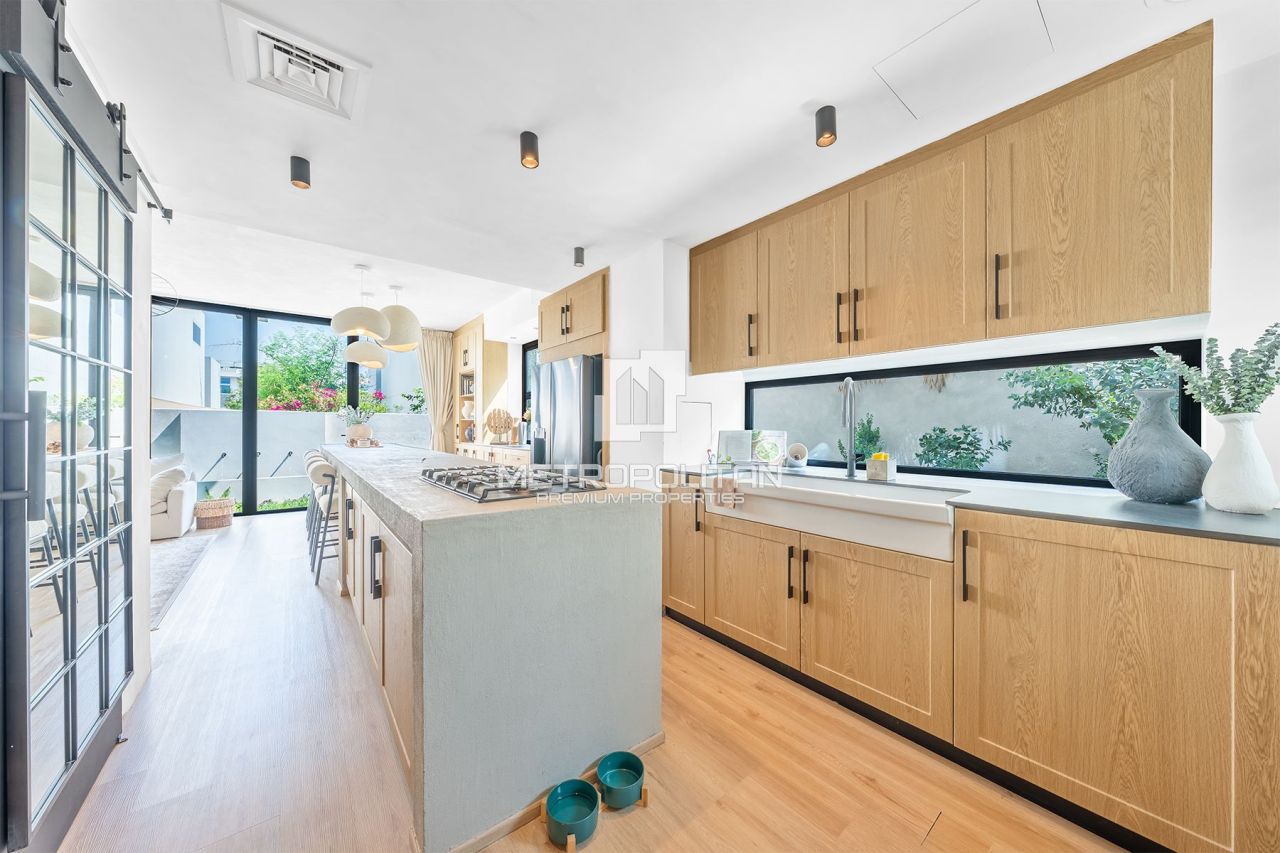 Townhouse a Dubai, EAU, 158 m² - foto 5