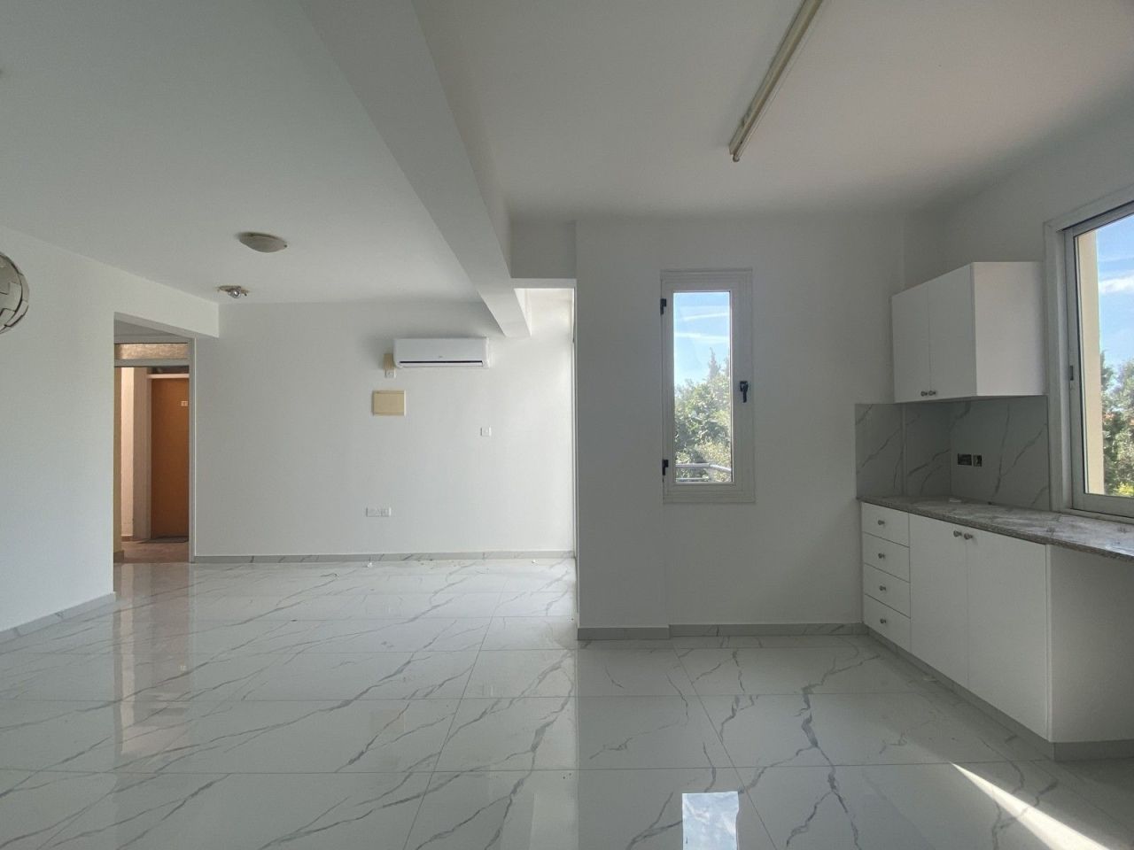 Apartment in Paphos, Cyprus, 72 m² - picture 2