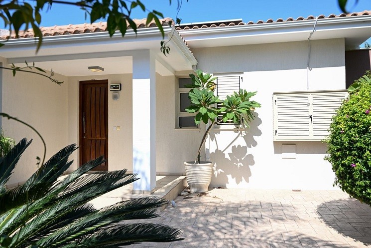 Bungalow in Paphos, Cyprus, 450 m² - picture 13