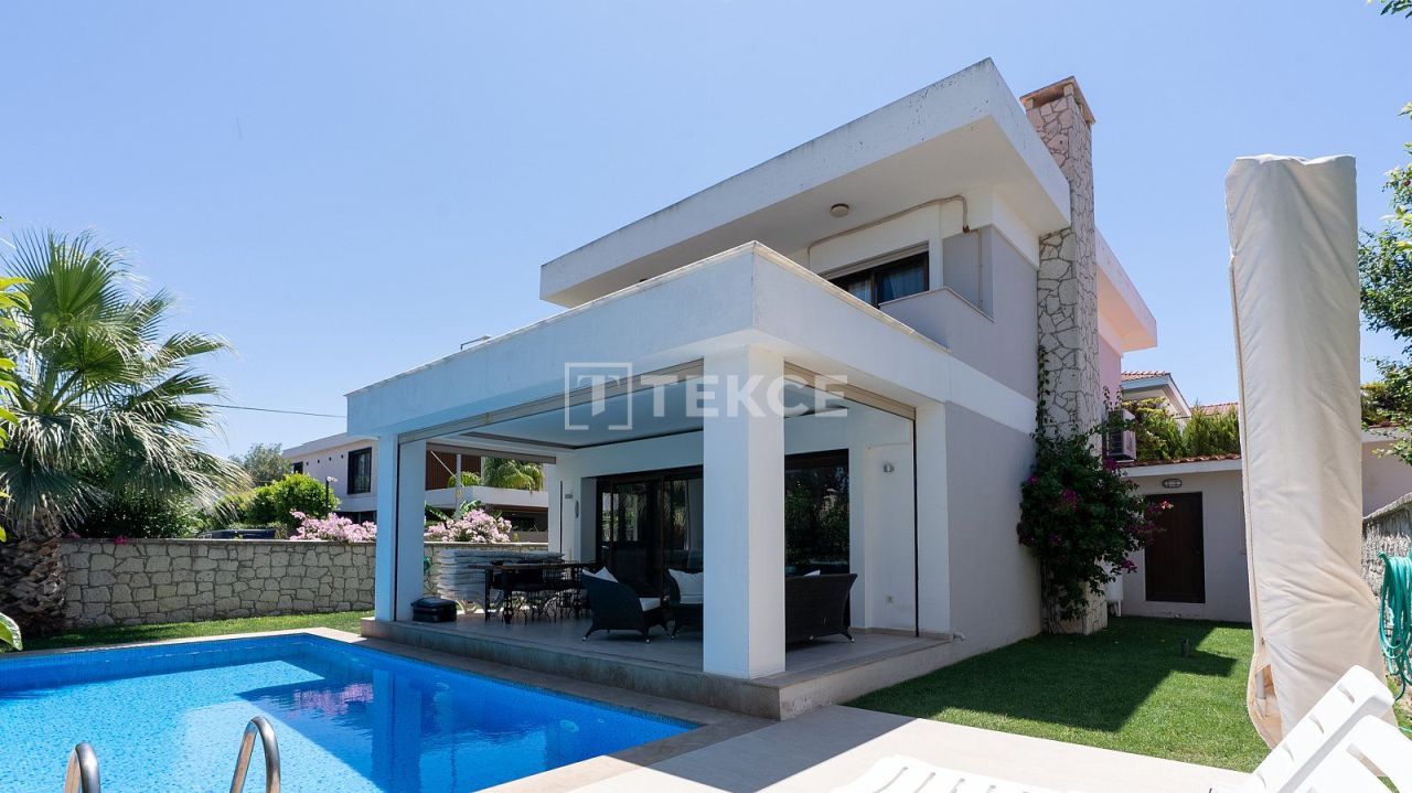 Villa in Cesme, Turkey, 140 m² - picture 1