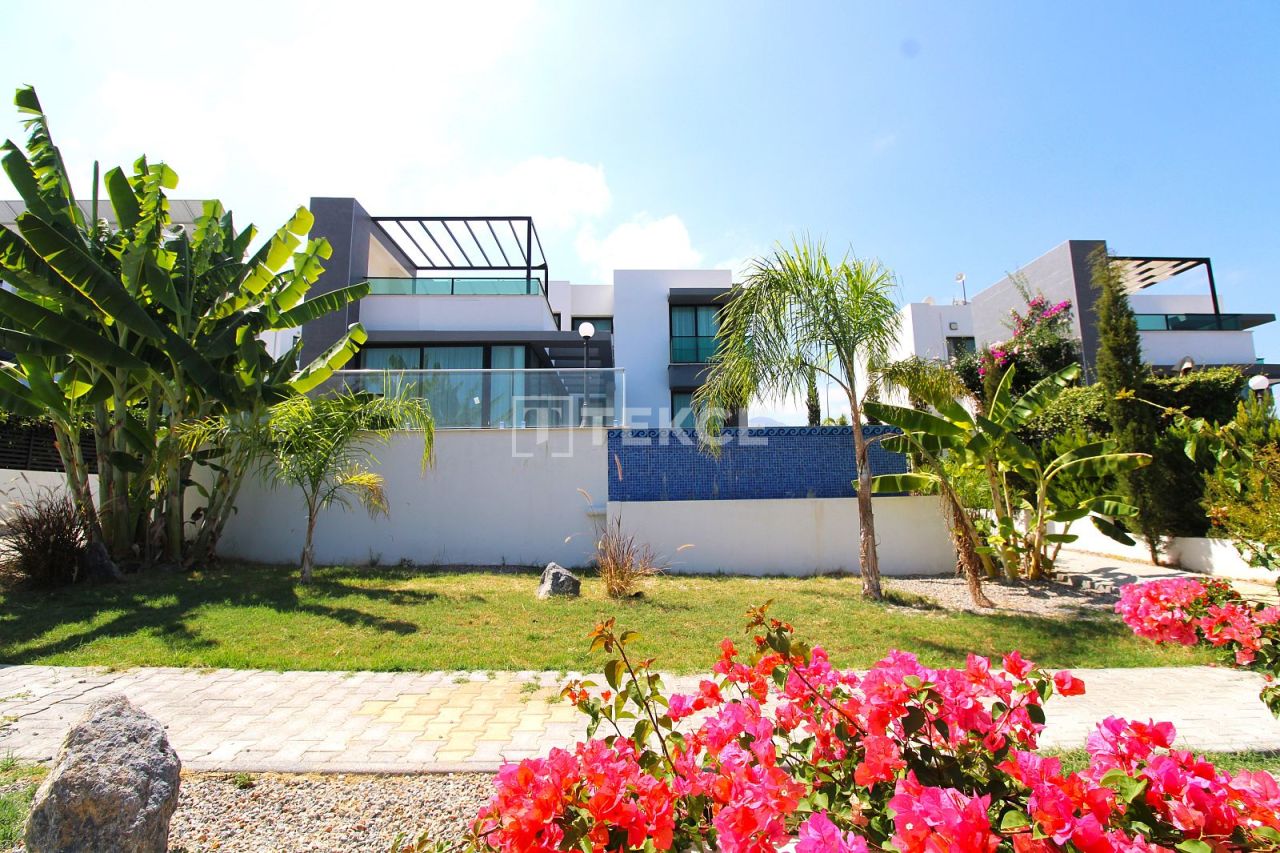 Villa en Kyrenia, Chipre, 210 m² - imagen 1