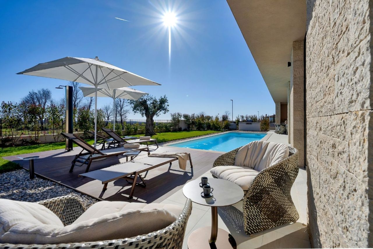 Villa à Poreč, Croatie, 234 m² - image 6