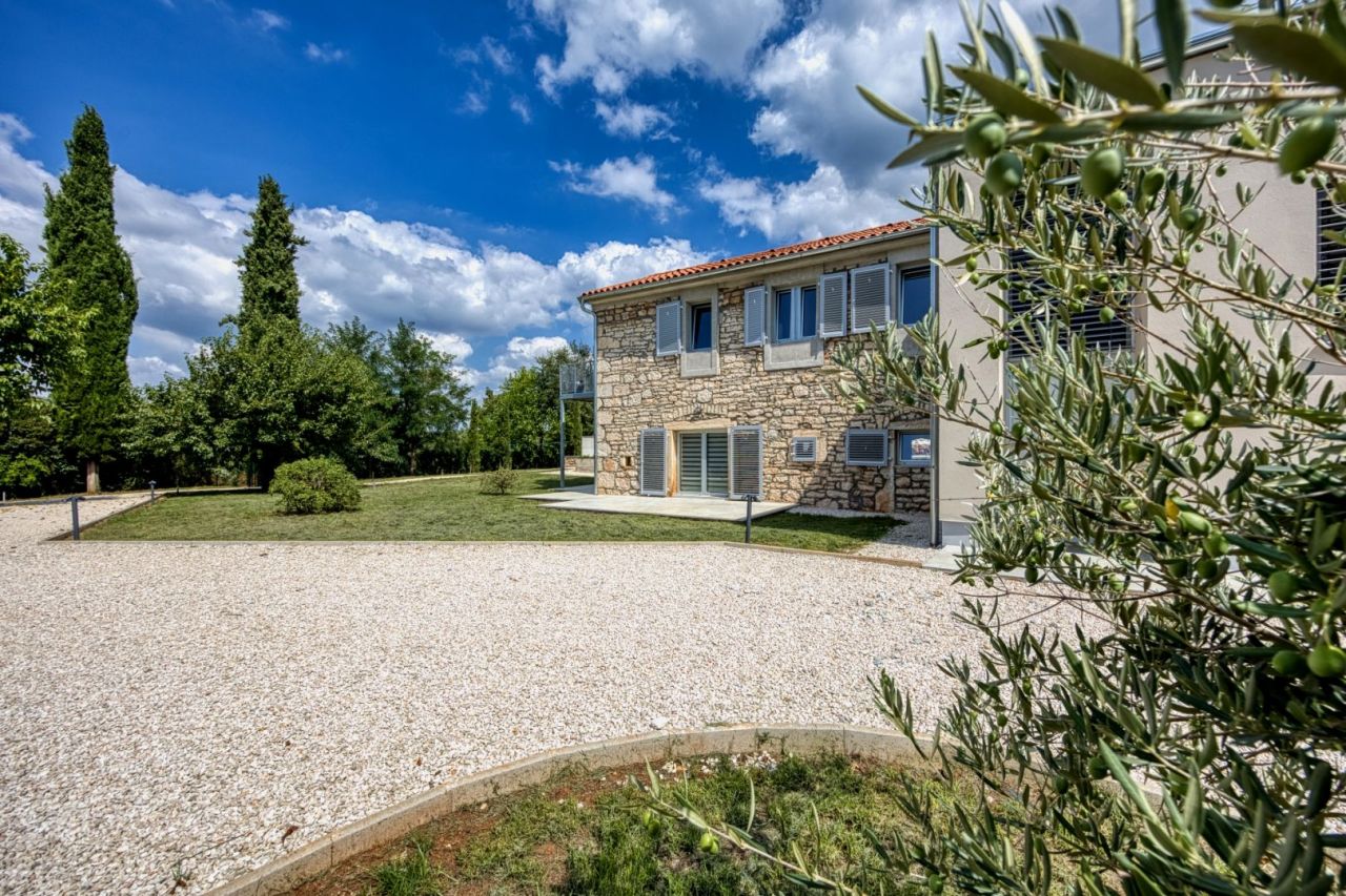 Villa in Porec, Croatia, 320 m² - picture 10