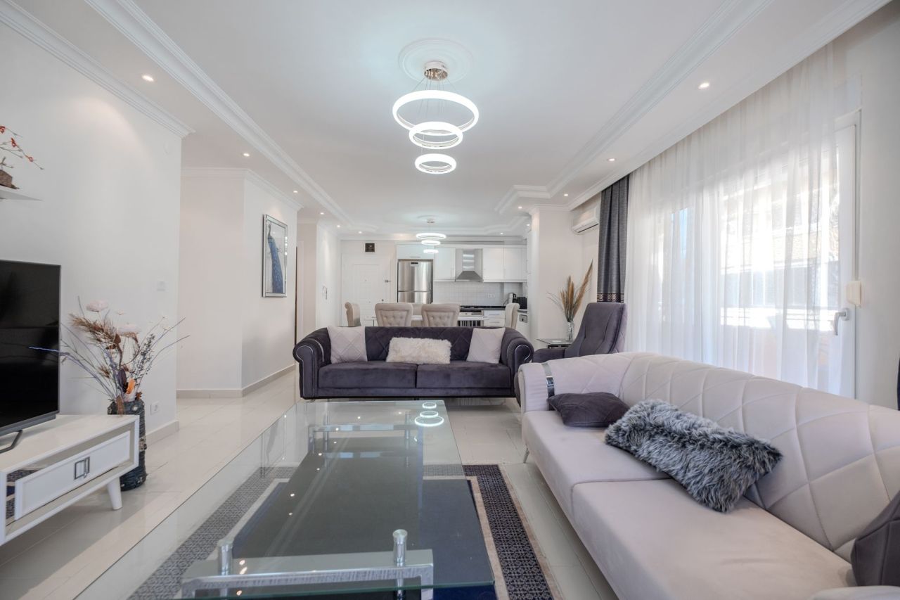 Flat in Alanya, Turkey, 125 m² - picture 1