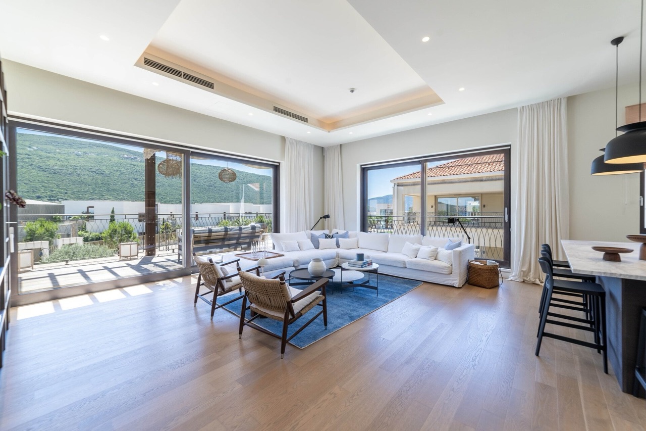 Appartamento a Herceg-Novi, Montenegro, 188 m² - foto 4
