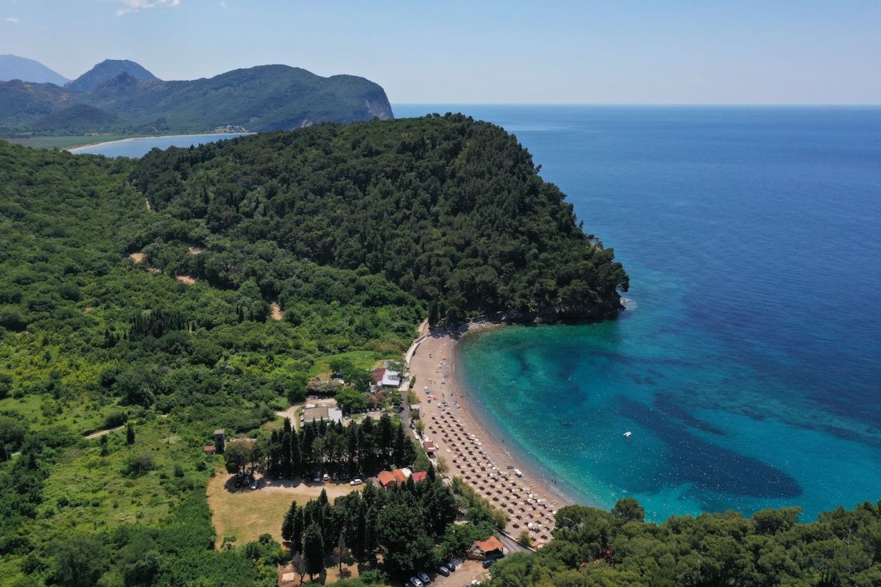 Wohnung in Petrovac, Montenegro, 86 m² - Foto 1