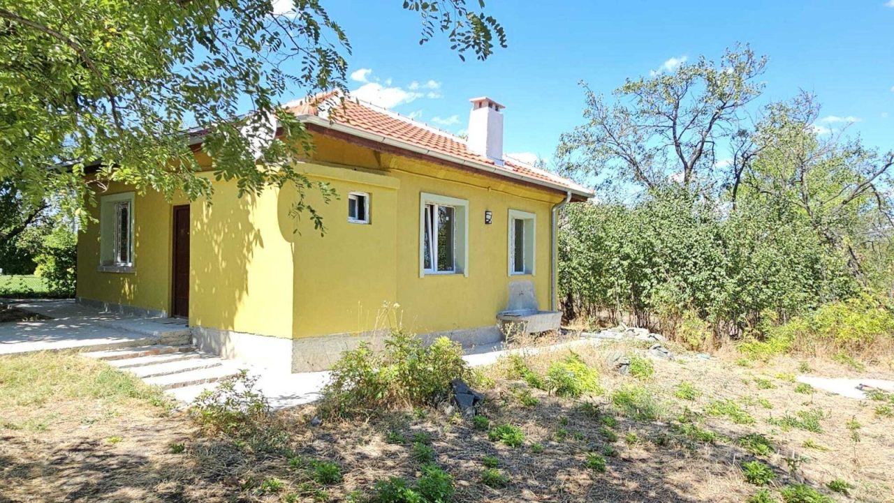 Bungalow à Dyulevo, Bulgarie, 56 m² - image 1