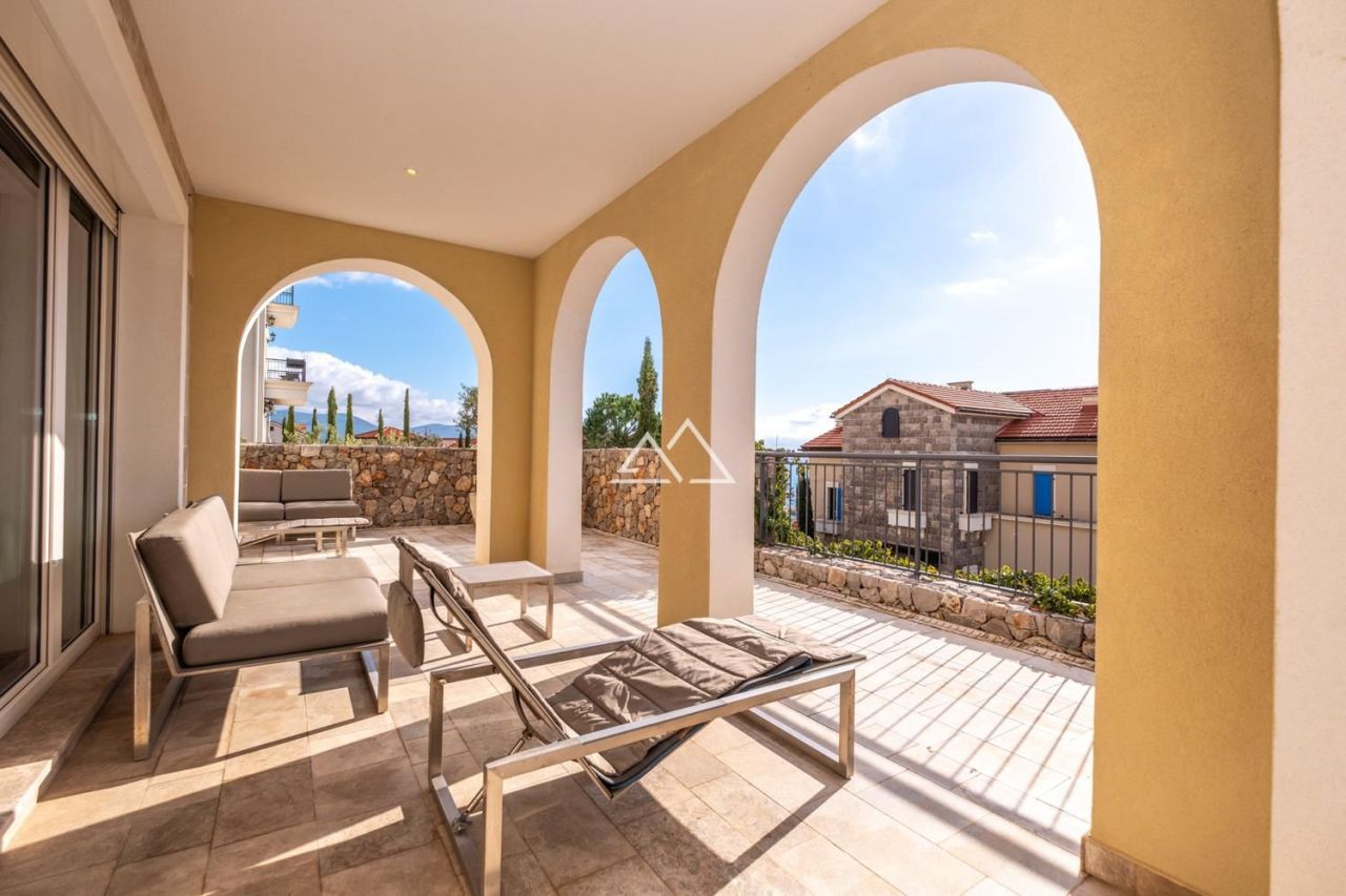 Apartment on Lustica peninsula, Montenegro, 152 m² - picture 13