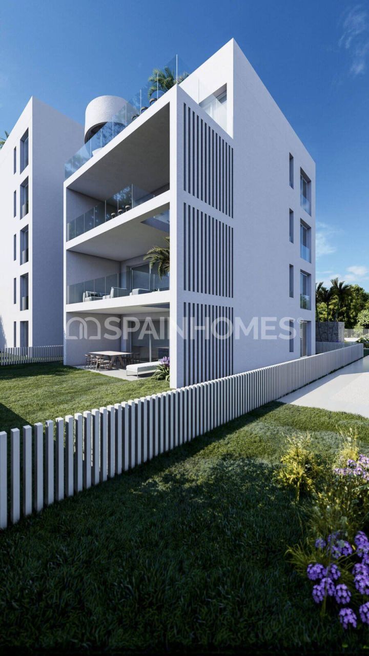 Apartment in Denia, Spain, 101 m² - picture 2