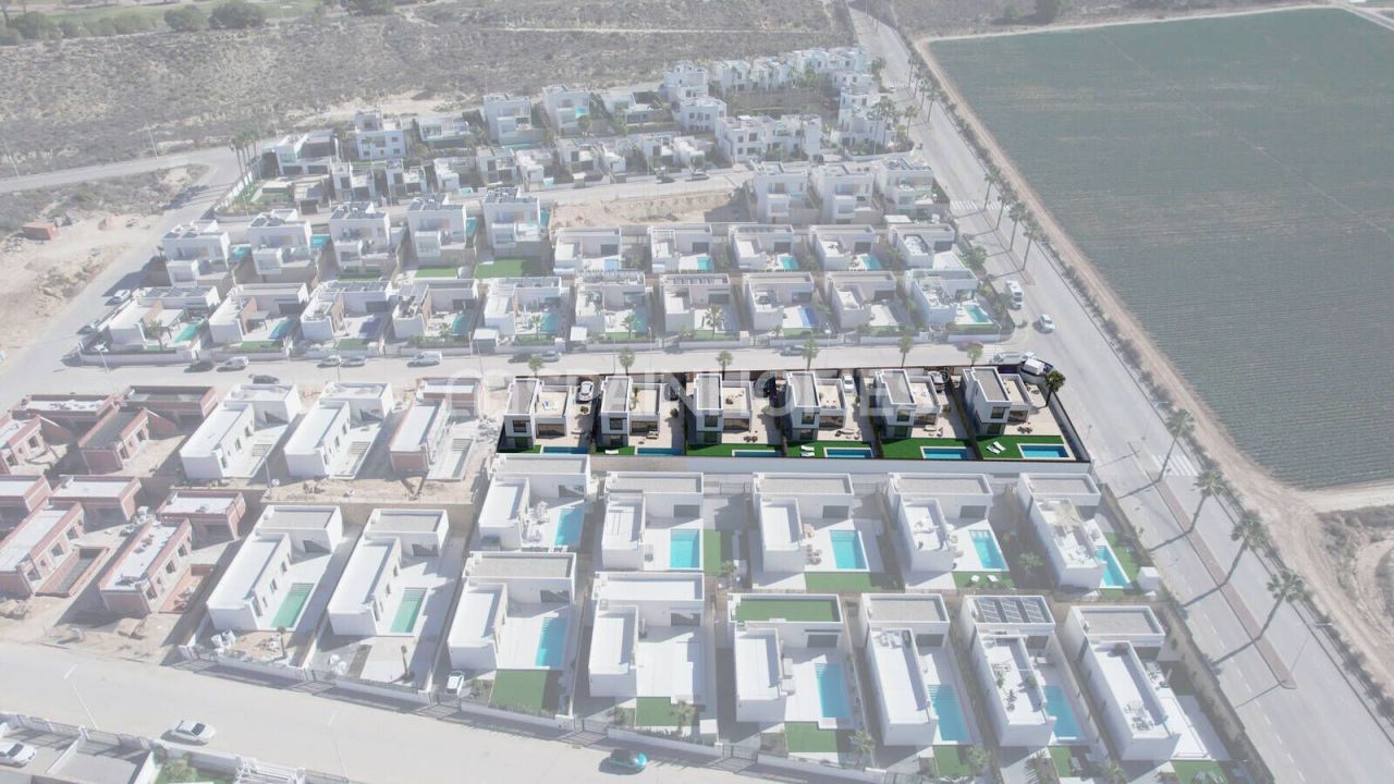 Villa à Algorfa, Espagne, 205 m² - image 10