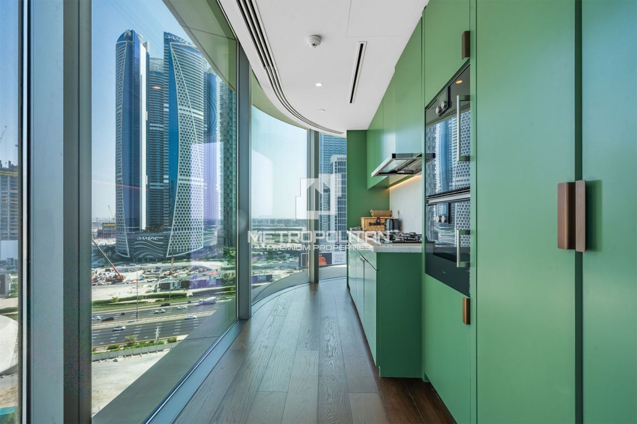 Apartment in Dubai, UAE, 579 m² - picture 11