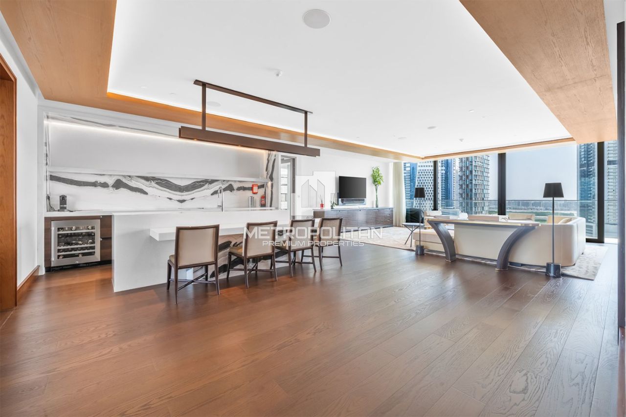 Apartment in Dubai, UAE, 579 m² - picture 12