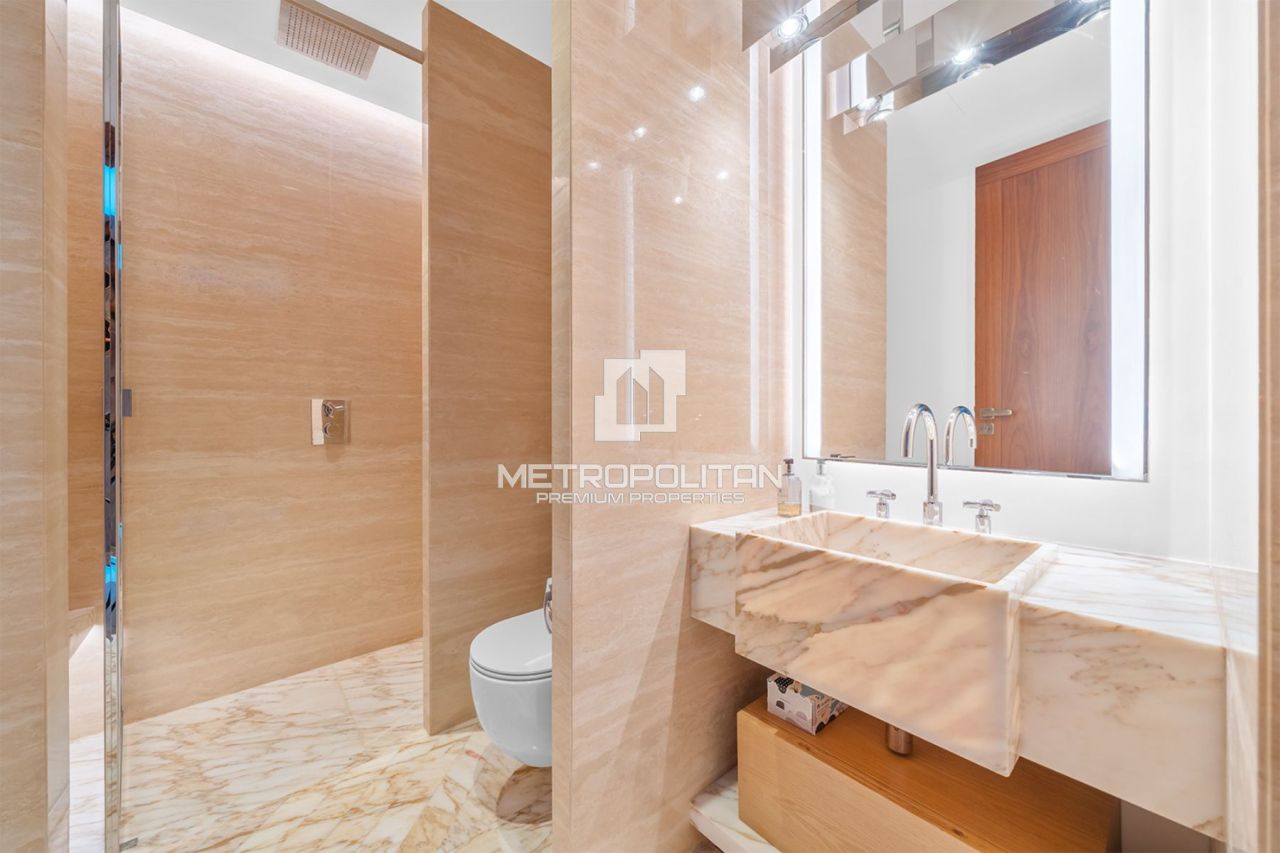 Apartment in Dubai, UAE, 579 m² - picture 19