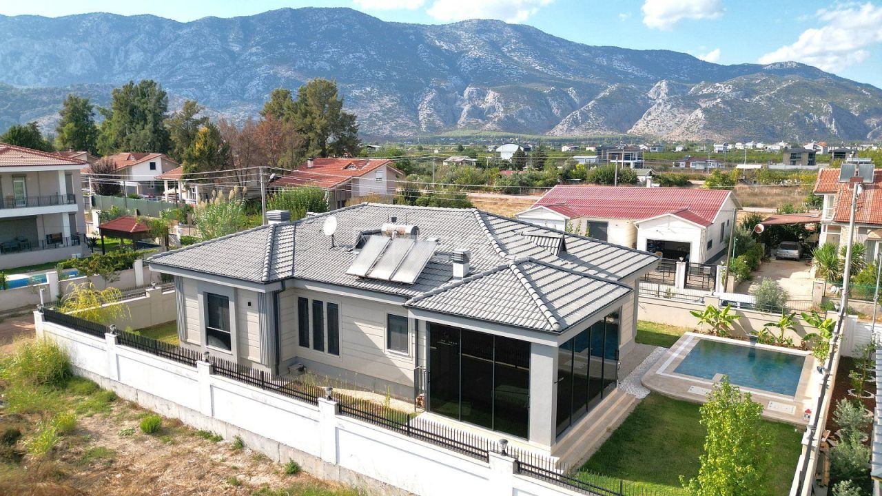 Villa in Antalya, Turkey, 265 m² - picture 1
