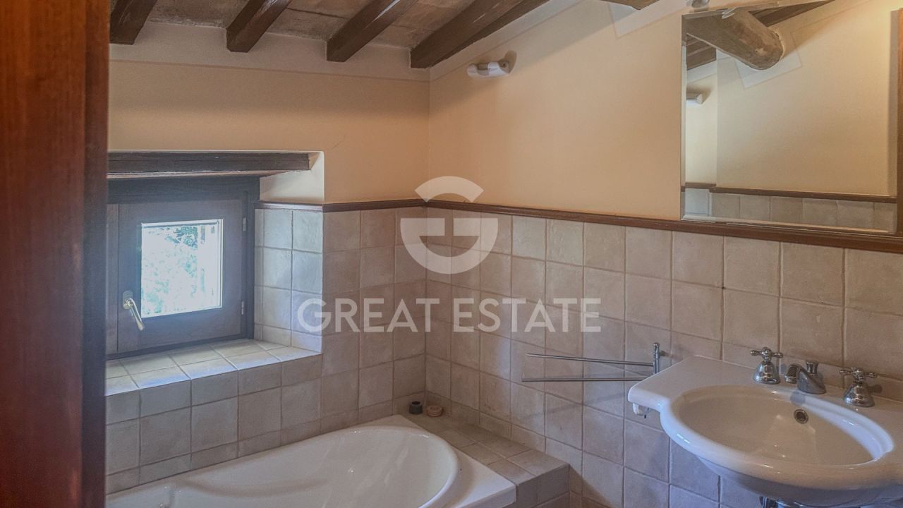 Apartment in Spoleto, Italy, 150 m² - picture 6