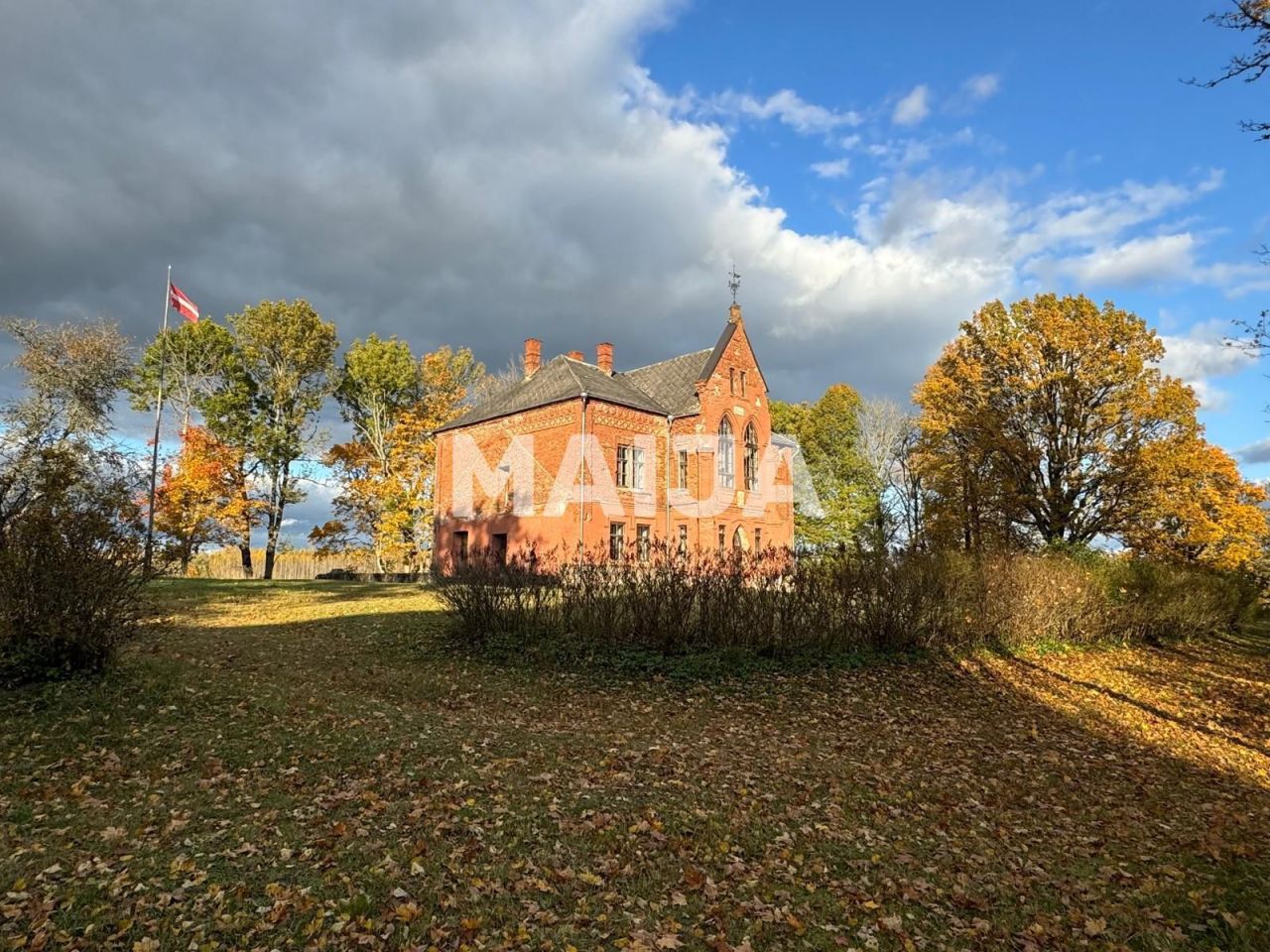 House Cirsti, Latvia, 523 m² - picture 4