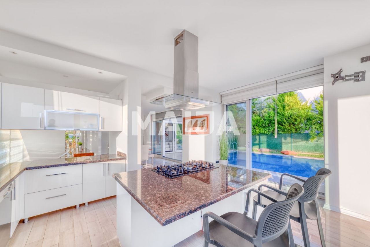 Villa in Alanya, Türkei, 300 m² - Foto 12