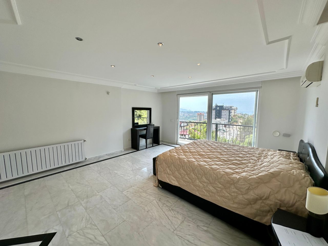 Villa à Alanya, Turquie, 375 m² - image 6