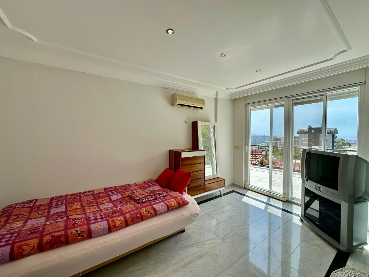 Villa à Alanya, Turquie, 375 m² - image 9