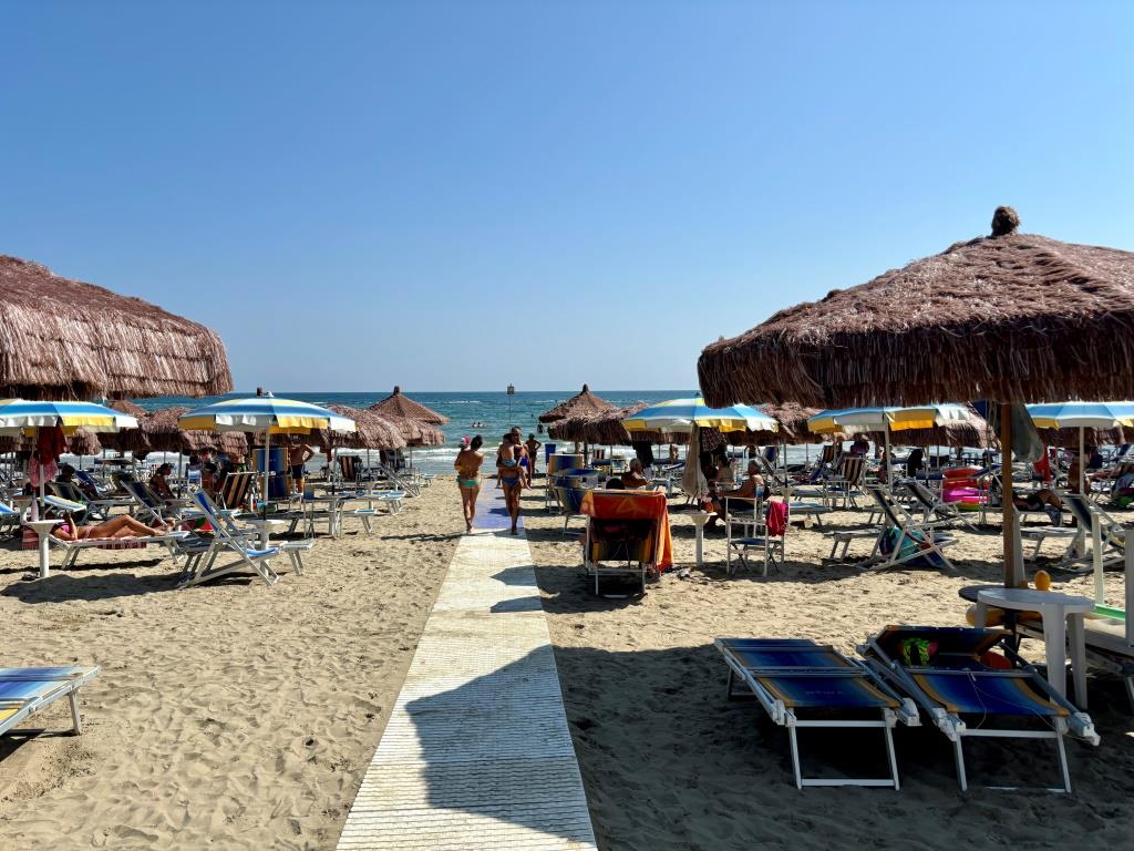 Flat in Montesilvano, Italy, 46 m² - picture 18