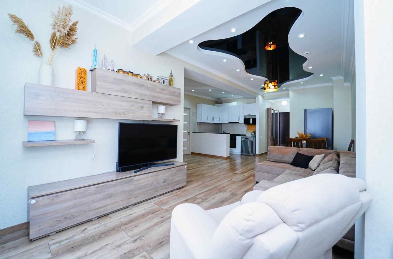 Piso en Tbilisi, Georgia, 90 m² - imagen 1