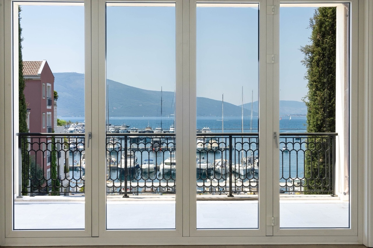 Wohnung in Tivat, Montenegro, 228 m² - Foto 7