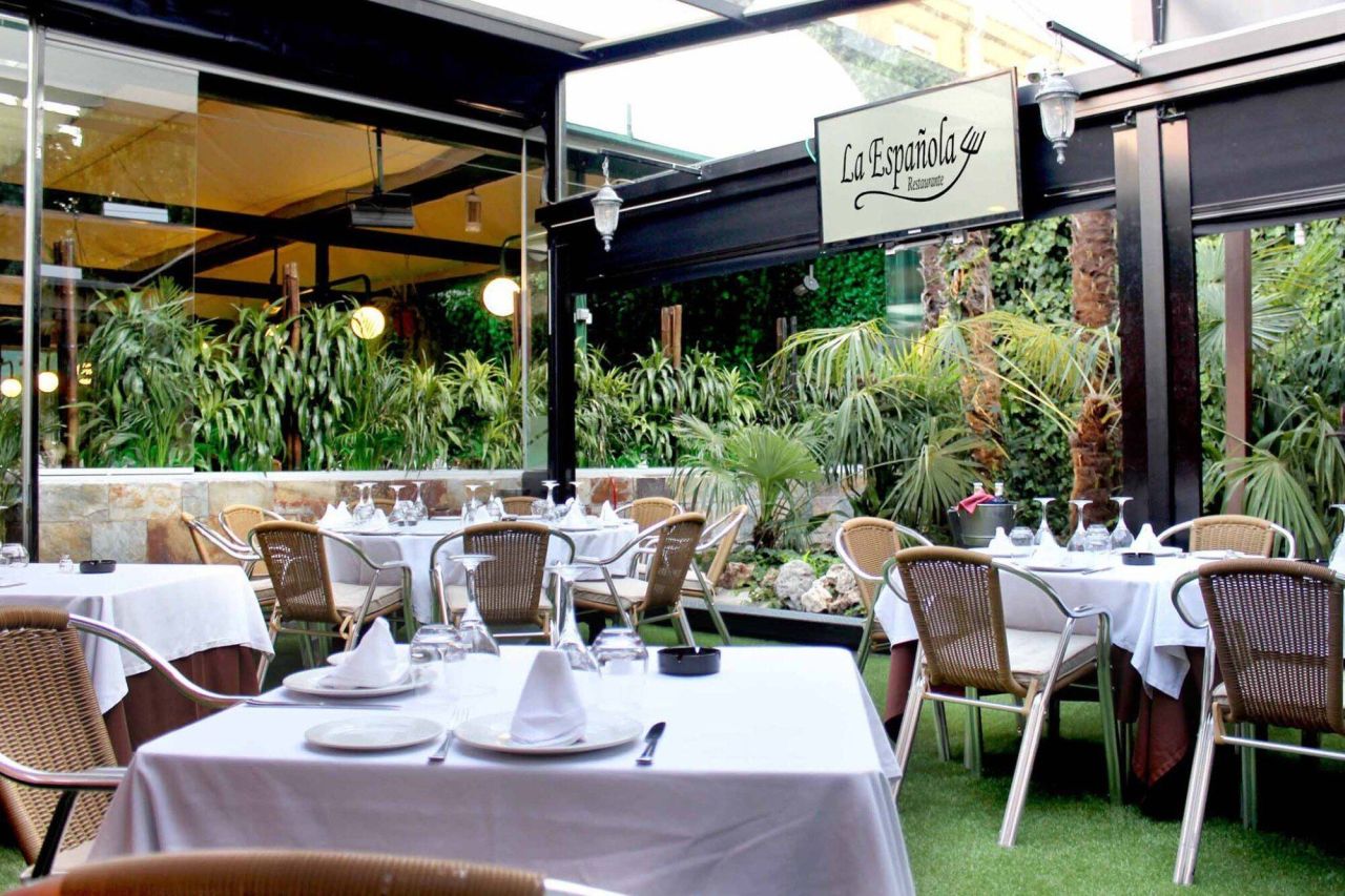 Propiedad comercial en Barcelona, España, 101 m² - imagen 2