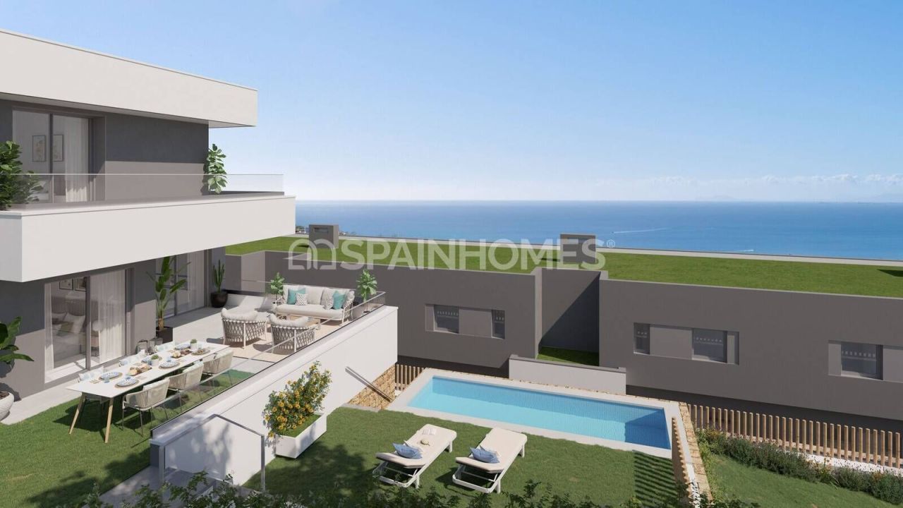 Townhouse in Manilva, Spain, 163 m² - picture 1